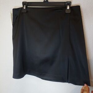 ARITZIA SUNDAY BEST TATIANA SKIRT